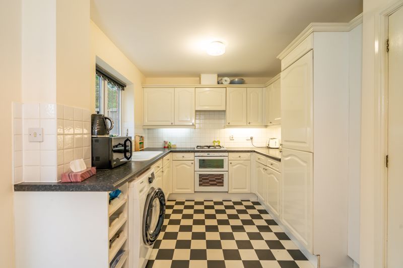 Property photo 3 of 11 Photo 3