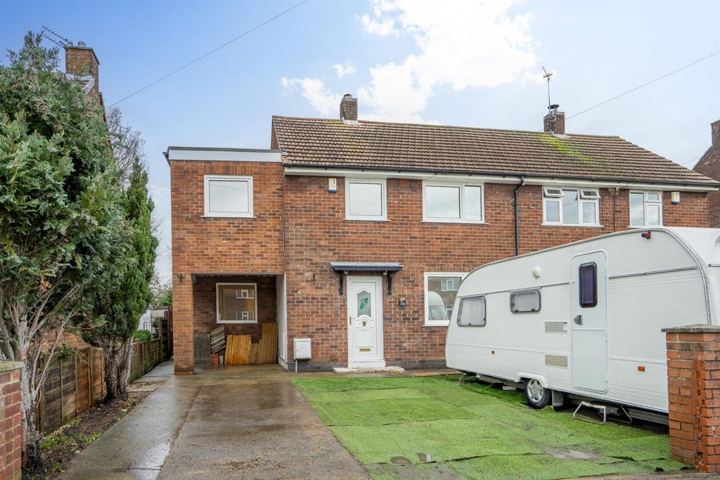 Property photo 1 of 12 Front (Exterior)