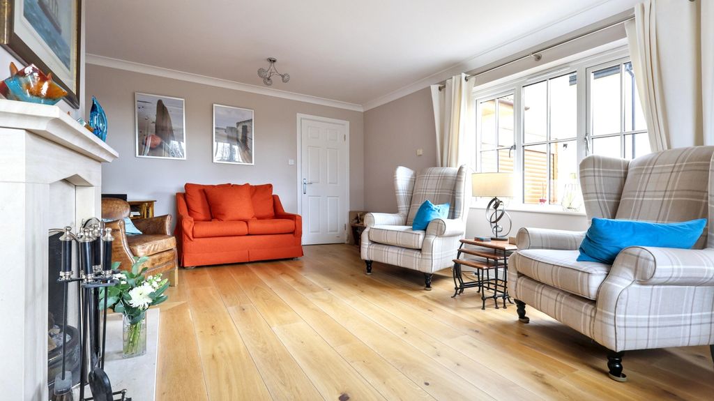 Property photo 3 of 28 Img_3335