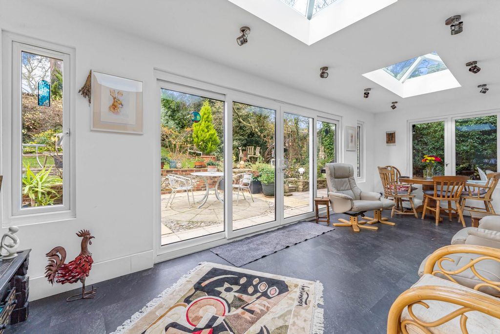 Property photo 3 of 17