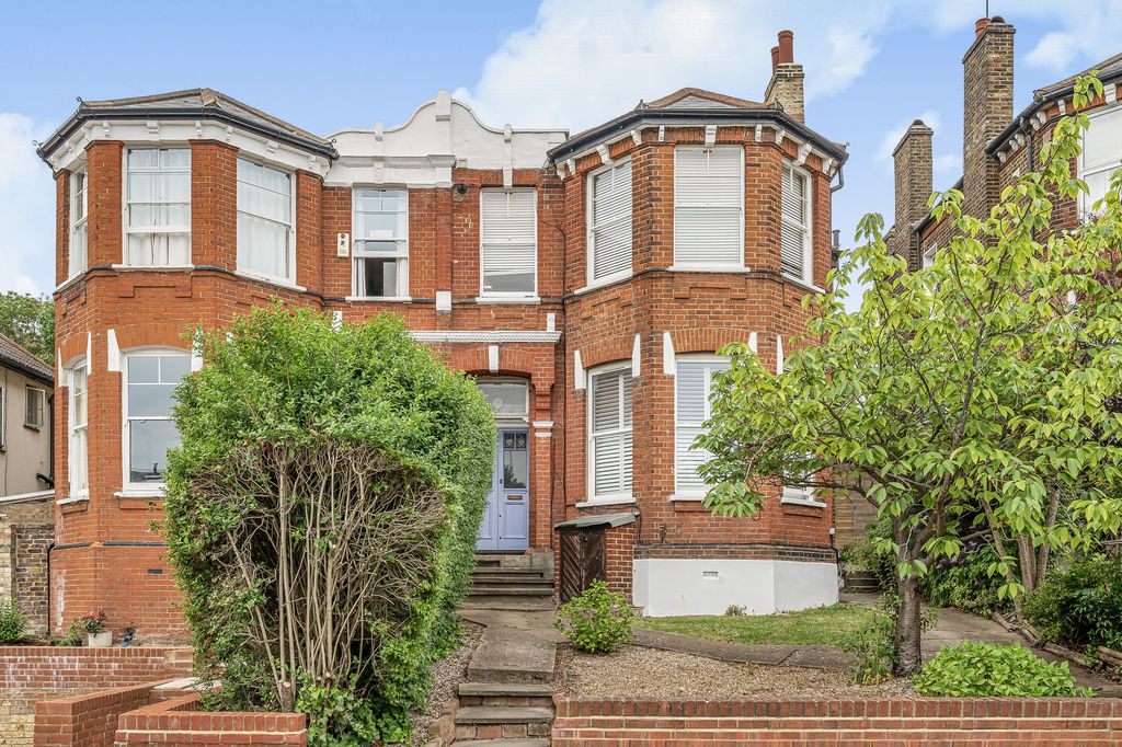 Property photo 1 of 14