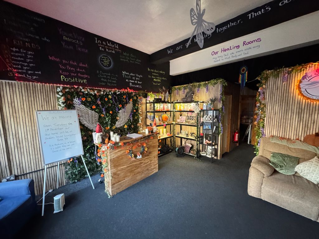 Property photo 2 of 9