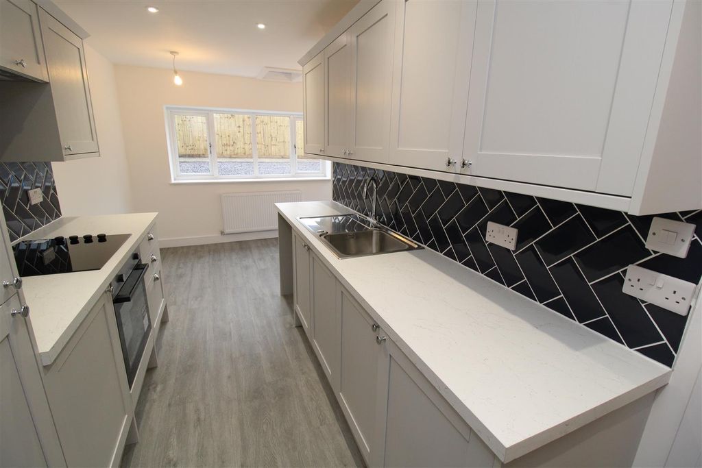 Additional image 8 of 2 bed semi-detached house to rentPoplar Street Troedyrhiw Merthyr Tydfil, Merthyr Tydfil CF48