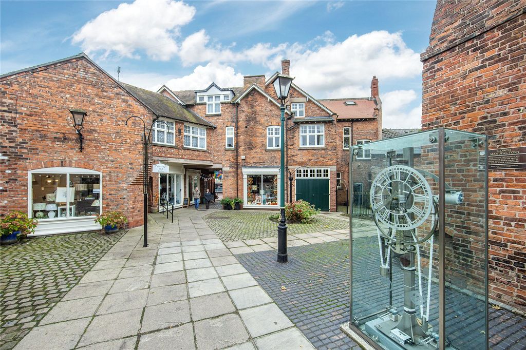 Property photo 1 of 15 Picture No. 05