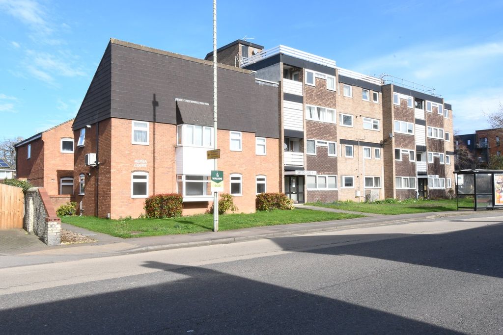 Property photo 1 of 12