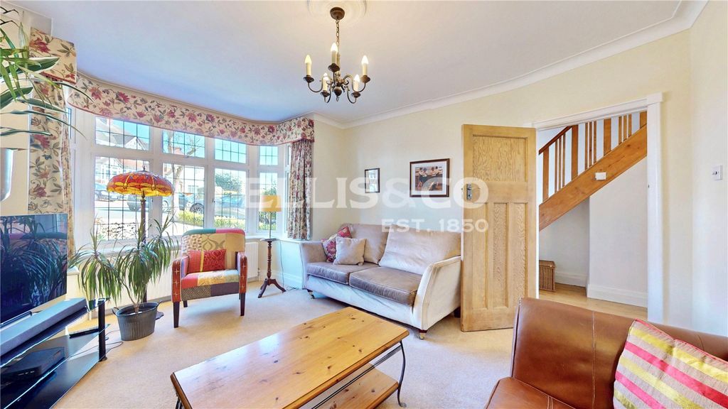 Property photo 2 of 22 Picture No. 25