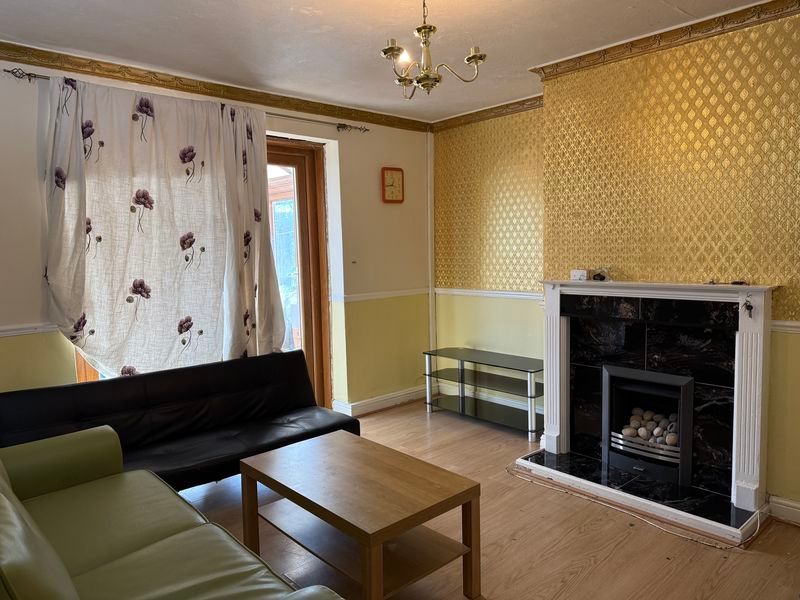 Property photo 3 of 8 Photo 3