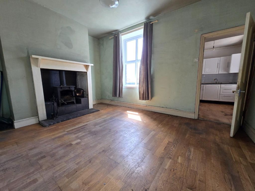 Property photo 2 of 11 Rear Reception Room