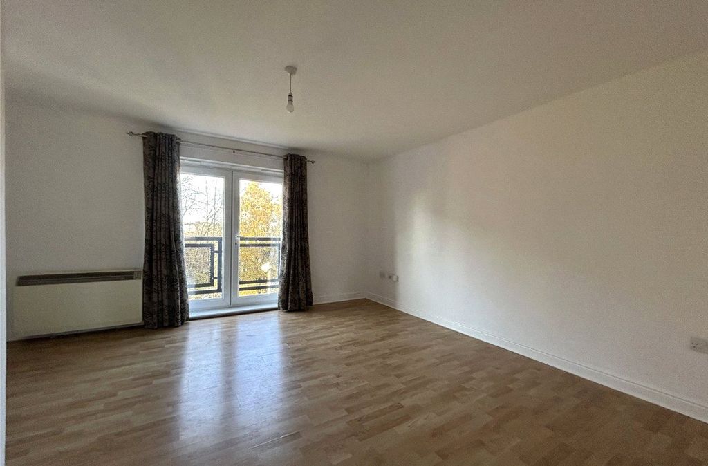 Property photo 3 of 10 Picture No. 02