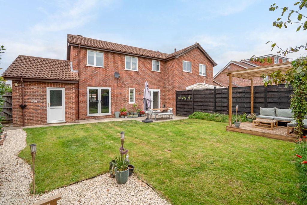 Property photo 2 of 15 Br-18.Jpg