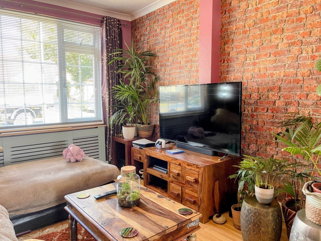 Property photo 3 of 19