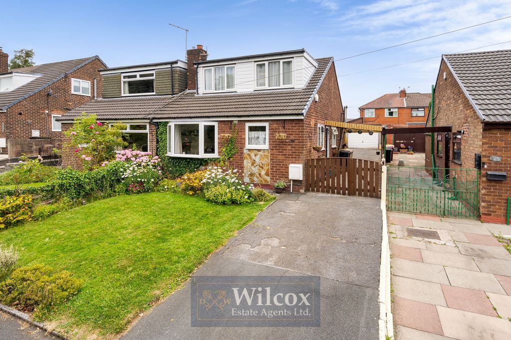 Property photo 1 of 31