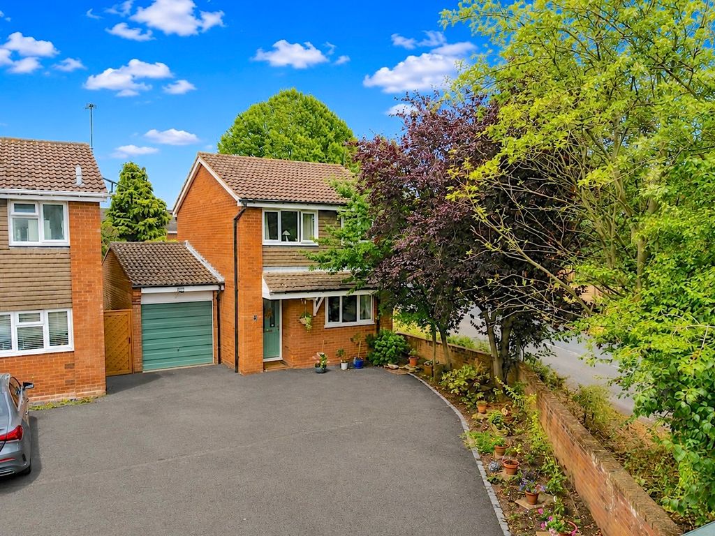 Property photo 1 of 18