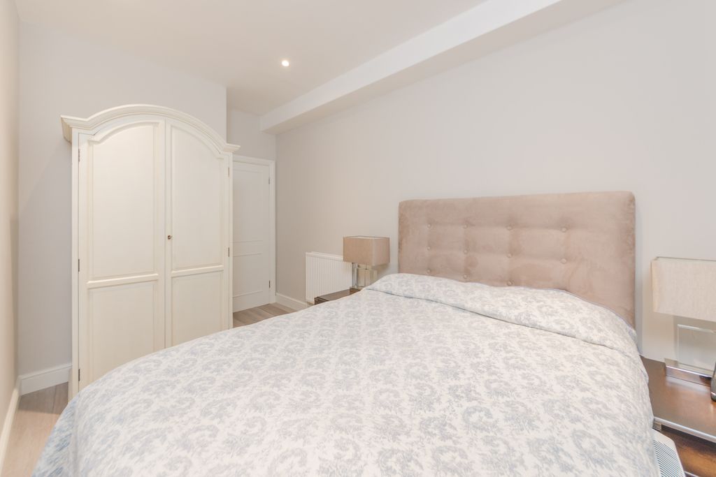 Property photo 2 of 12 Bedroom2,Shot 2