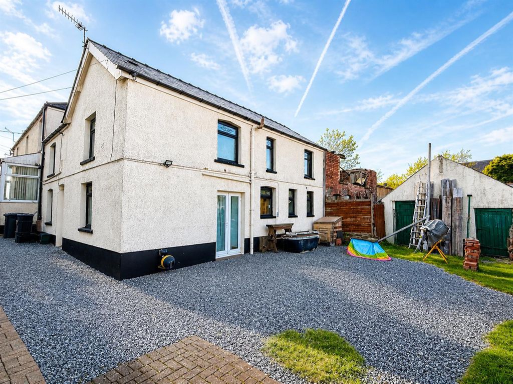 Property photo 1 of 23 3C7A7C41-42Fb-480B-81C6-B1C5085C22Ab.Png
