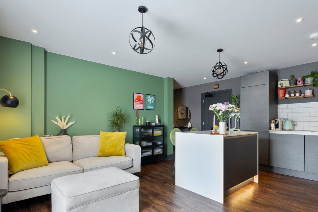 Property photo 3 of 18 Open Plan Living