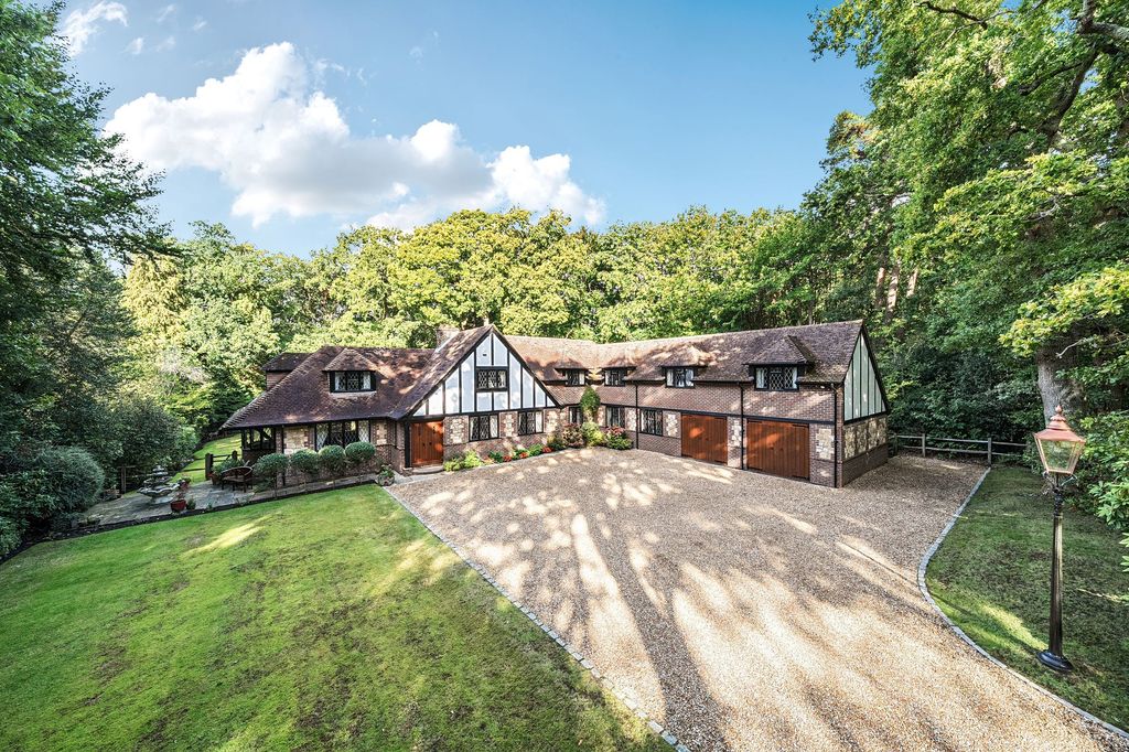 Property photo 1 of 47