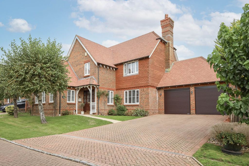 Property photo 1 of 37