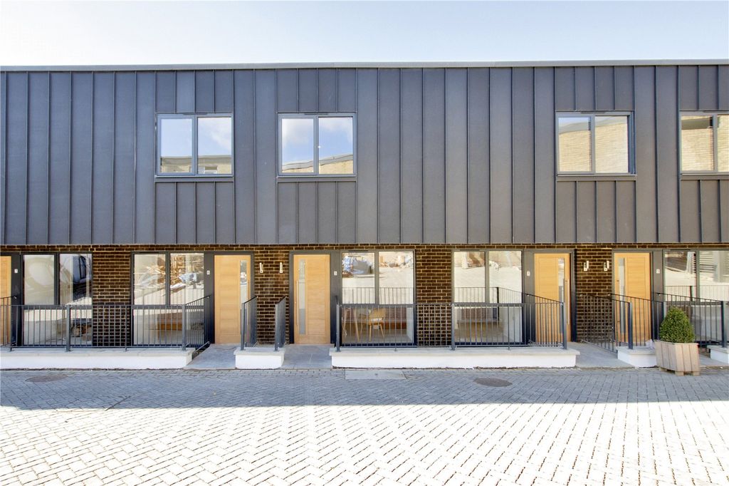 Property photo 1 of 9 Front Elevation