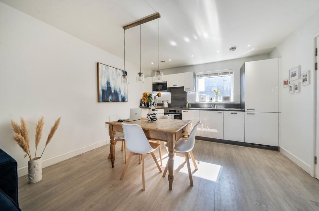 Property photo 1 of 12 Kitchen Diner.Jpg