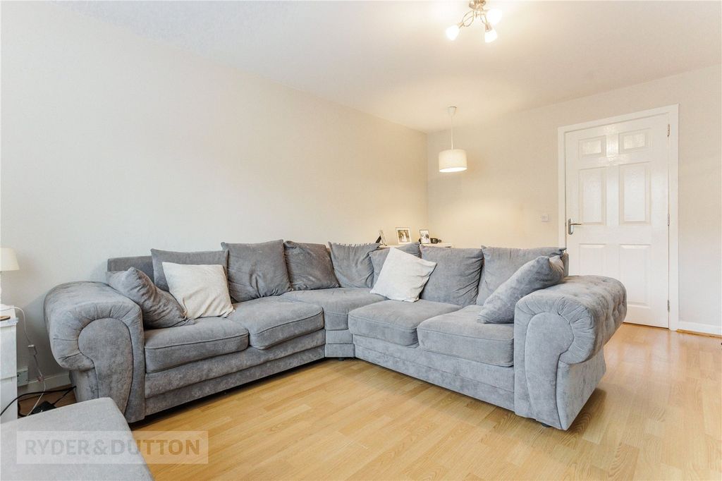 Property photo 3 of 20 Lounge/Diner