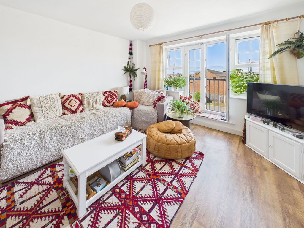 Property photo 3 of 13