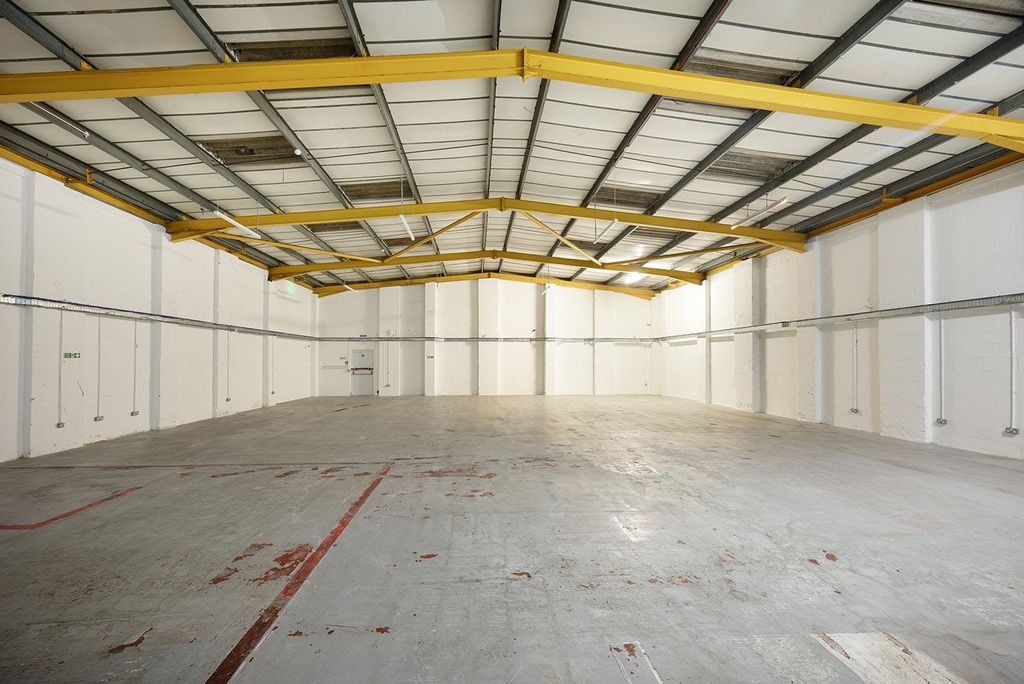 Property photo 3 of 9 W (6).Jpg