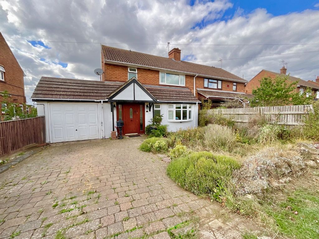 Property photo 1 of 25 3859390