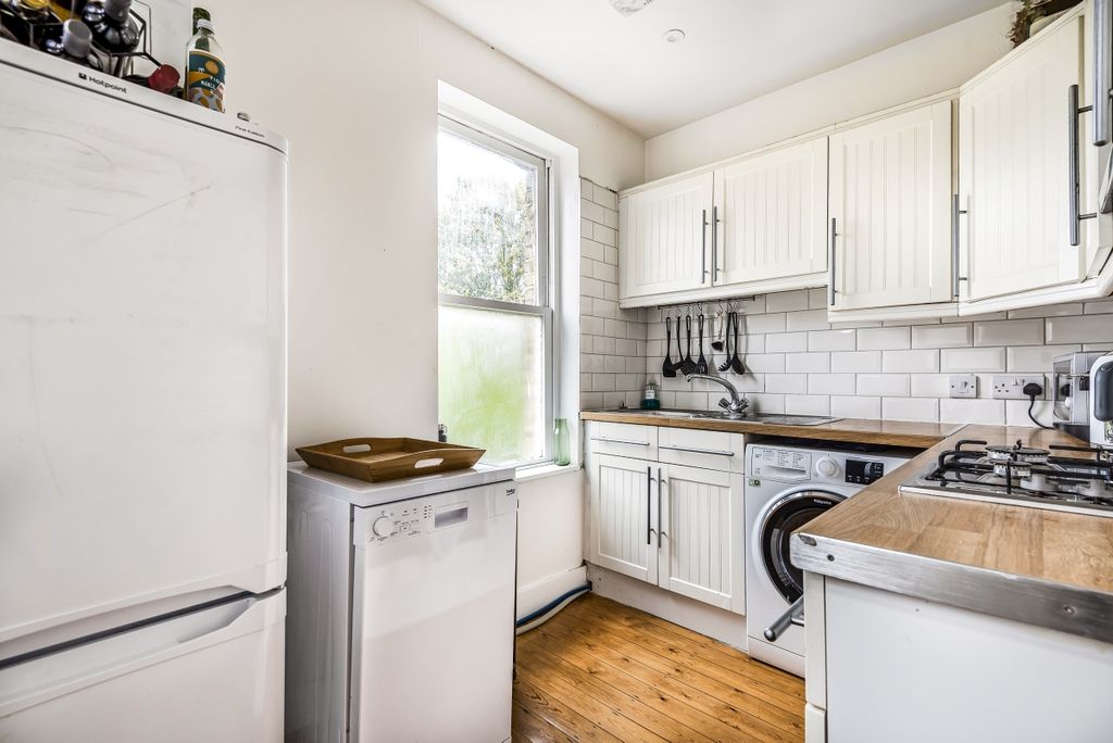 Property photo 3 of 7 656566 (3)