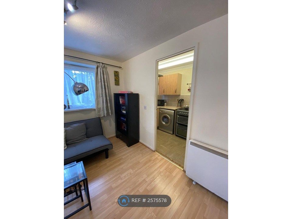Property photo 3 of 15 Living Room To Kitchen