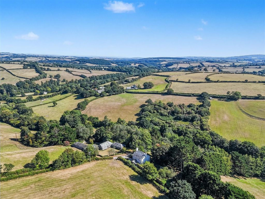 Property photo 3 of 38 Burdown Farm