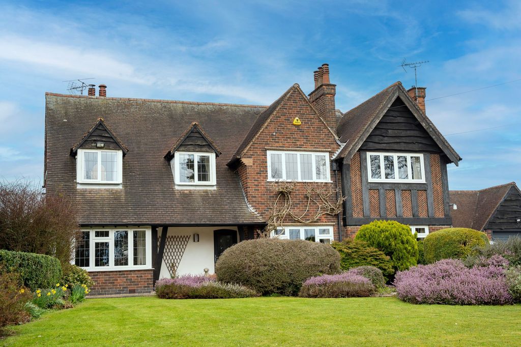 Additional image 36 of 4 bed detached house for saleField House, 184 Derby Road, Ilkeston DE7
