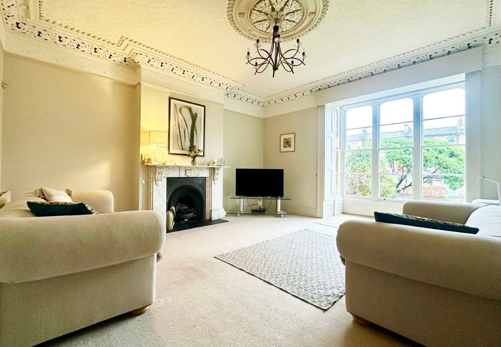 Property photo 2 of 14 Drawing Room