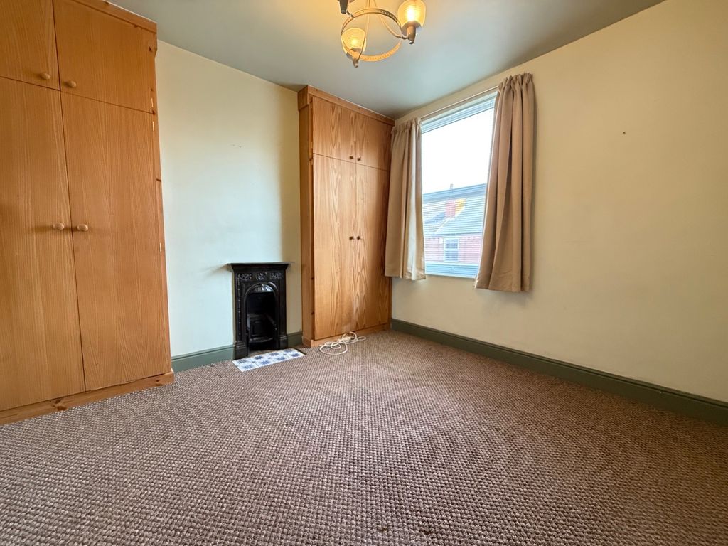 Property photo 3 of 9