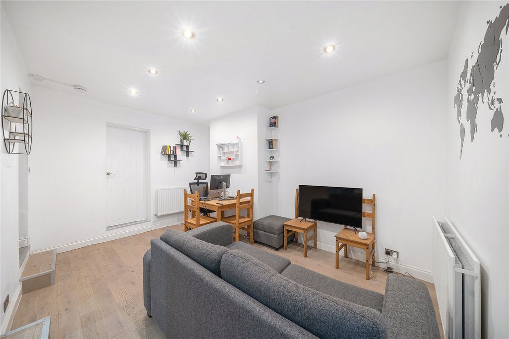Property photo 2 of 11 Picture No. 04