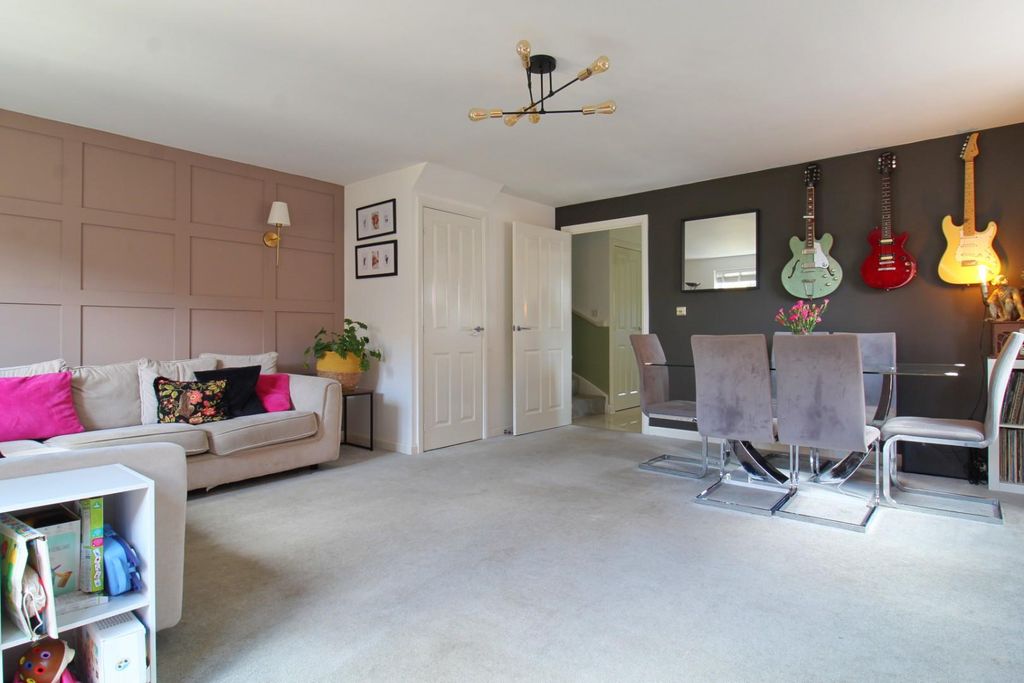 Property photo 3 of 19 Img_2099_Inpixio.Jpg