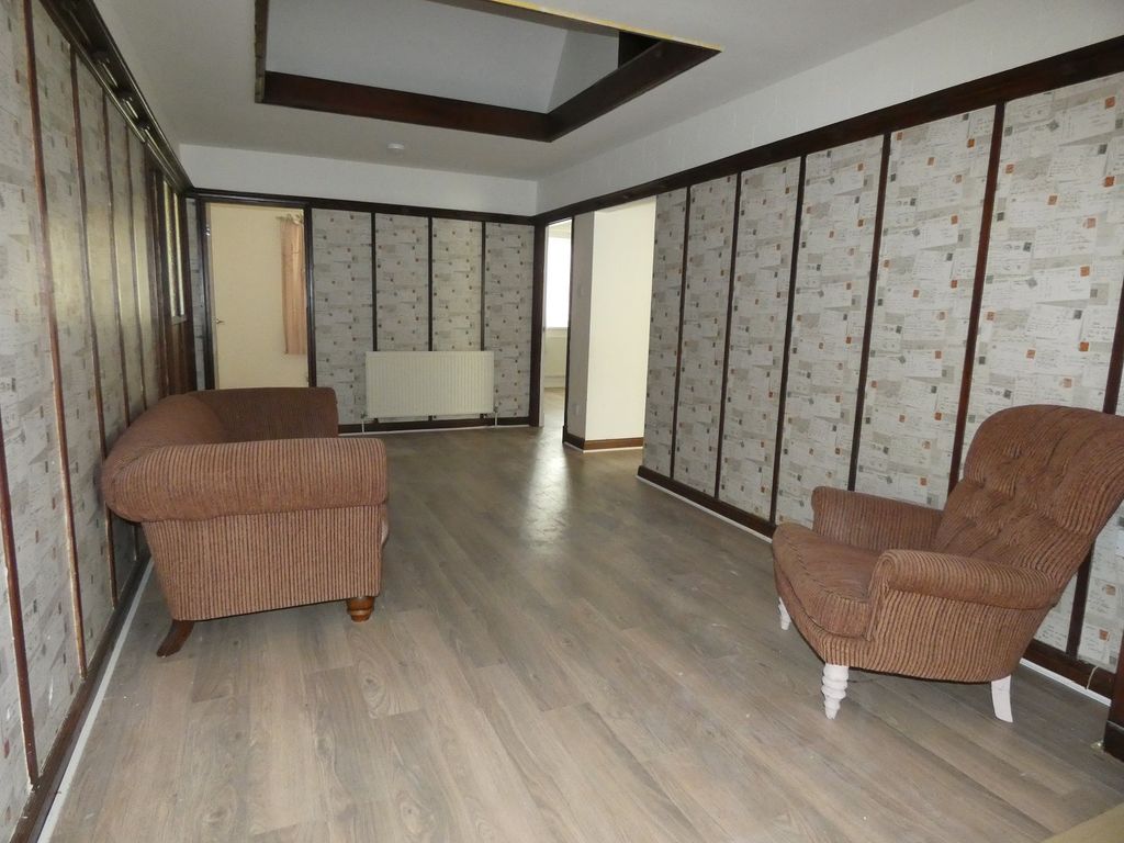 Property photo 3 of 9 Not Specified