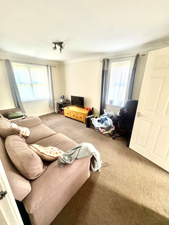 Property photo 2 of 5