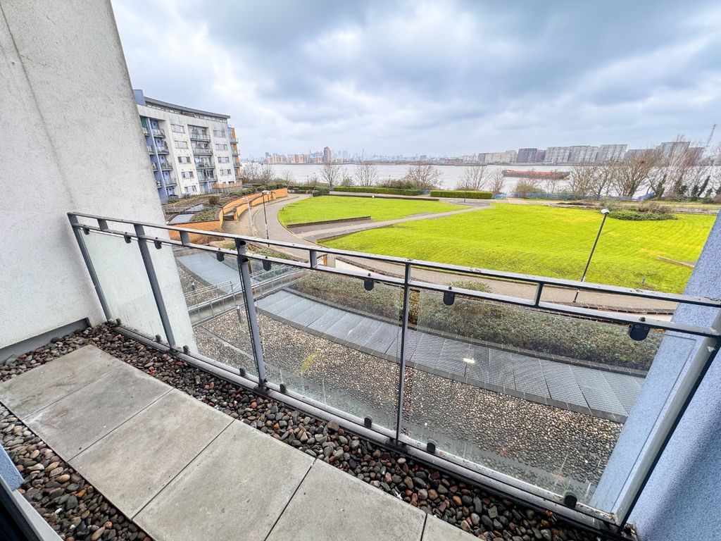 Property photo 3 of 16 2222426