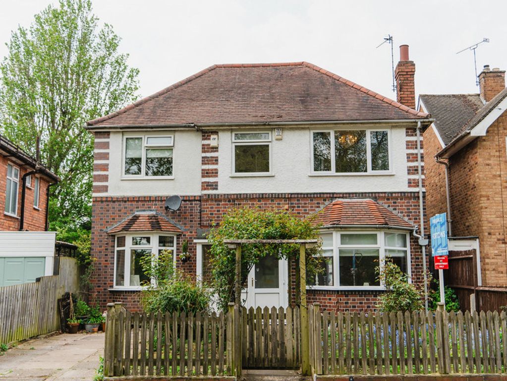 Property photo 2 of 43