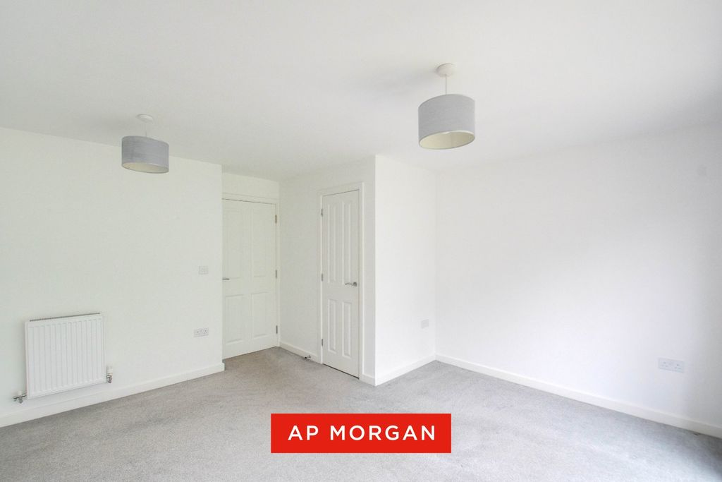 Property photo 3 of 16 Picture No. 03