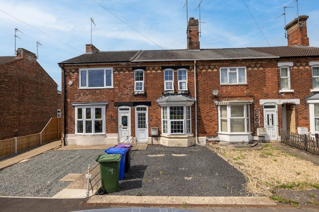 Property photo 1 of 22