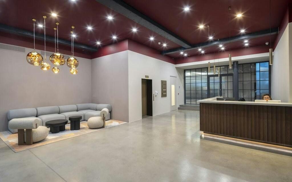 Property photo 1 of 11 92Ec1F21-3087-4F54-Bcf9-45207c4B9105.Jpg