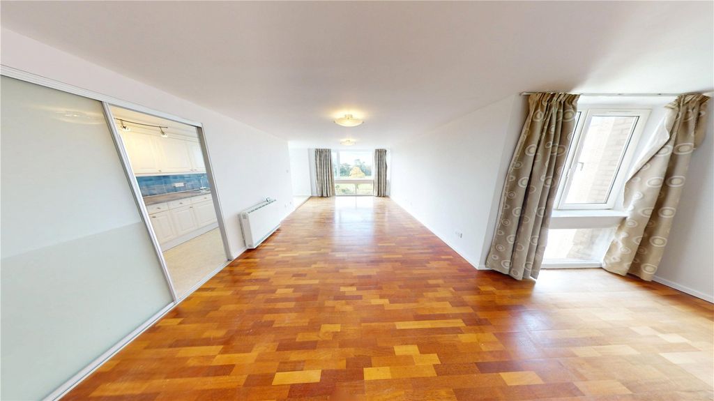 Property photo 2 of 8 Picture No. 08