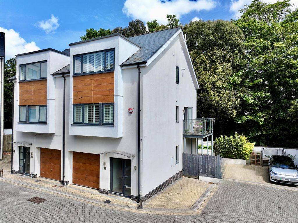 Property photo 1 of 23 Dji_Fly_20260515_120736_0375_1778858281877_Photo.J