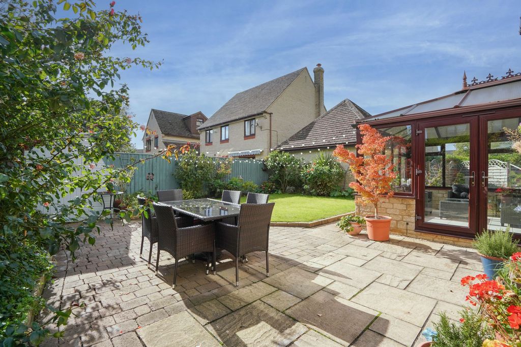 Property photo 3 of 18 Rear Garden