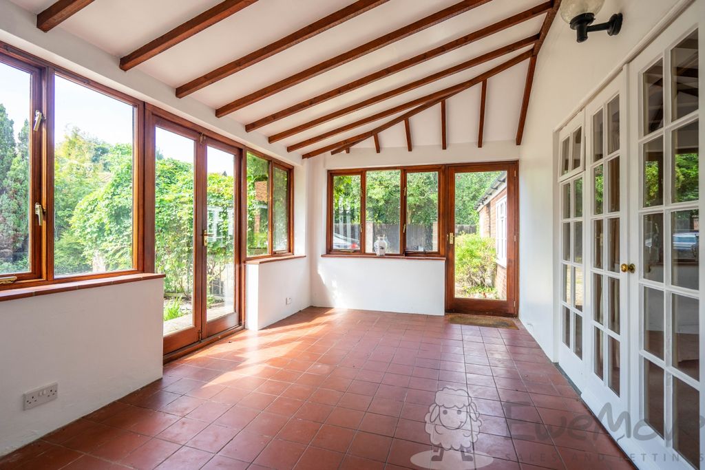 Property photo 2 of 12 Sun Room