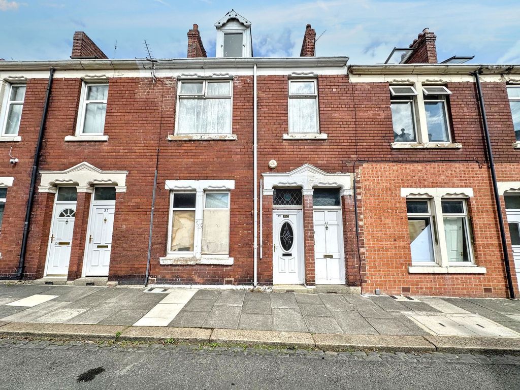 Property photo 1 of 15
