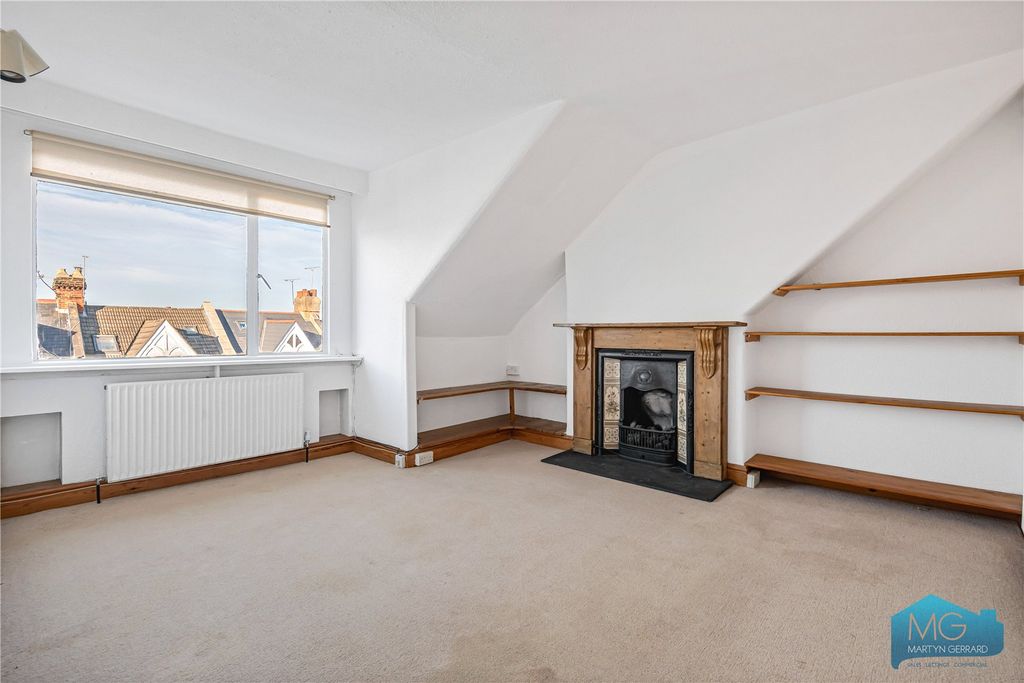 Property photo 3 of 13 Picture No. 13