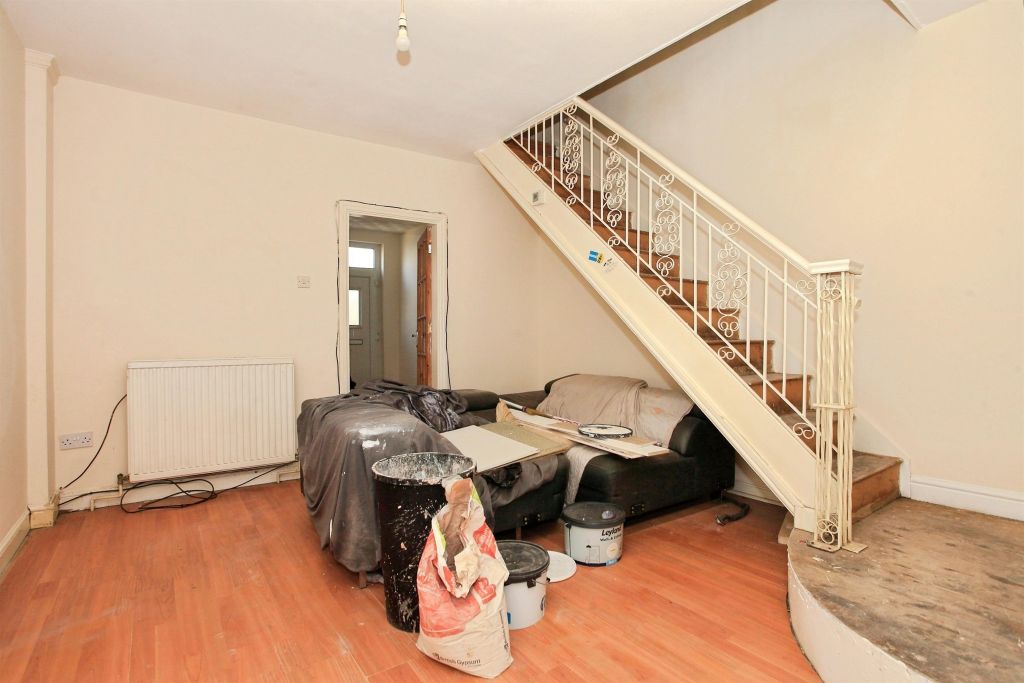 Property photo 3 of 8